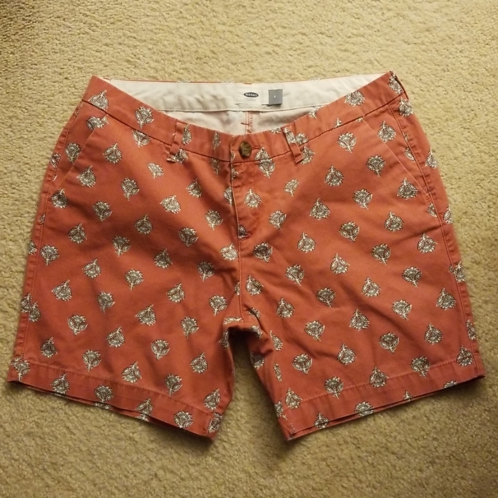 Old Navy Red and Pink Bermuda Shorts for Casual Comfort
